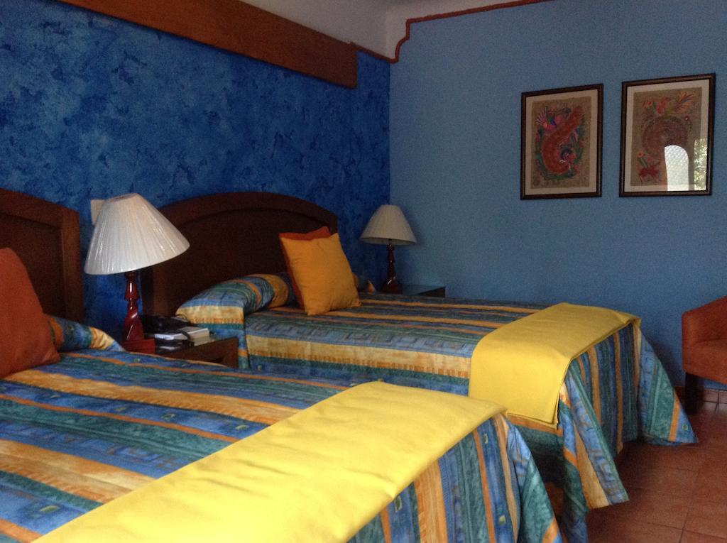 Hotel Plaza Rubio Amatitan Room photo