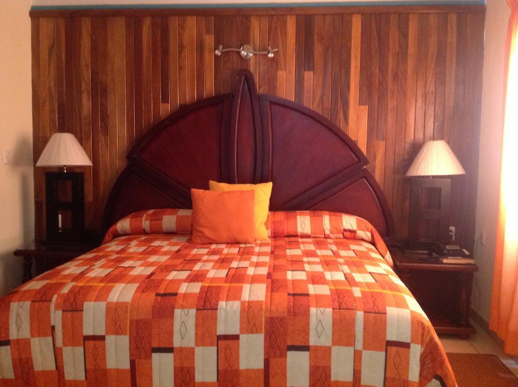 Hotel Plaza Rubio Amatitan Room photo
